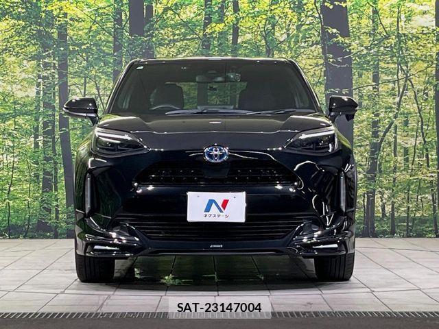 Toyota YARIS CROSS 2024-02 8630015-13