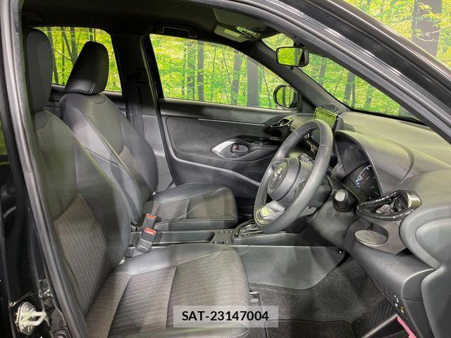 Toyota YARIS CROSS 2024-02 8630015-7