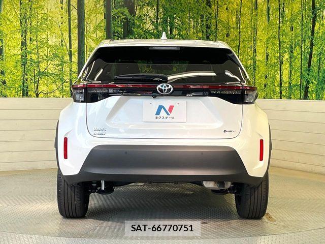 Toyota YARIS CROSS 2025-03 8630009-14