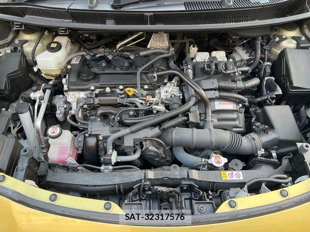 Toyota YARIS CROSS 2020-10 8630027-17