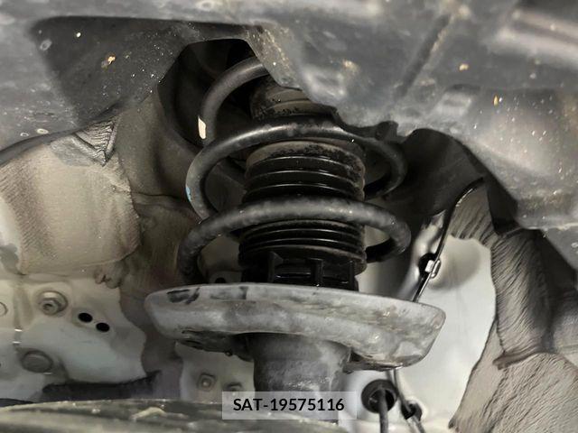 Toyota YARIS CROSS 2022-01 8630022-17