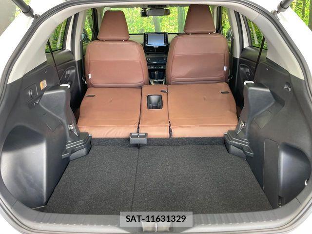 Toyota YARIS CROSS 2022-04 8630018-9