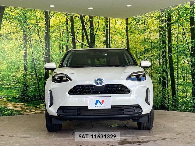 Toyota YARIS CROSS 2022-04 8630018-13
