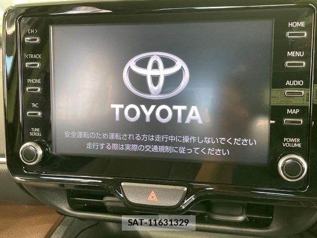 Toyota YARIS CROSS 2022-04 8630018-2