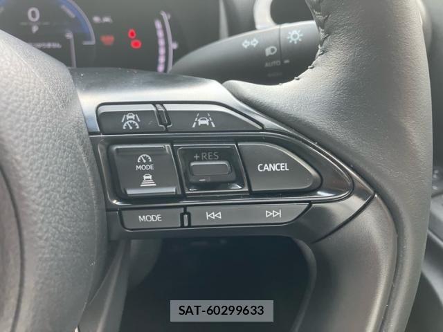 Toyota YARIS CROSS 2026-03 8630010-17