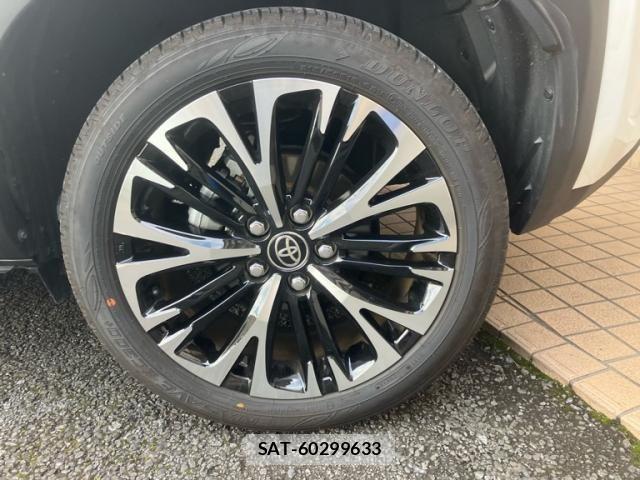 Toyota YARIS CROSS 2026-03 8630010-8