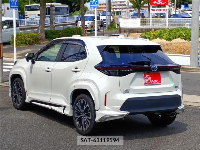 Toyota YARIS CROSS 2022-01 8630016-3