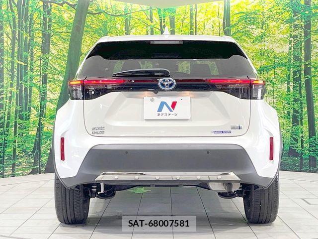Toyota YARIS CROSS 2022-06 8630012-14