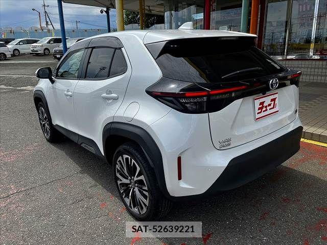 Toyota YARIS CROSS 2023-10 8662659-7