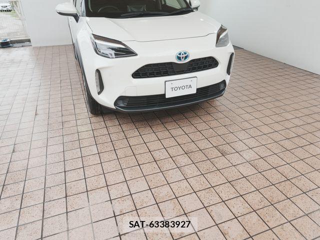 Toyota YARIS CROSS 2021-03 8667219-12