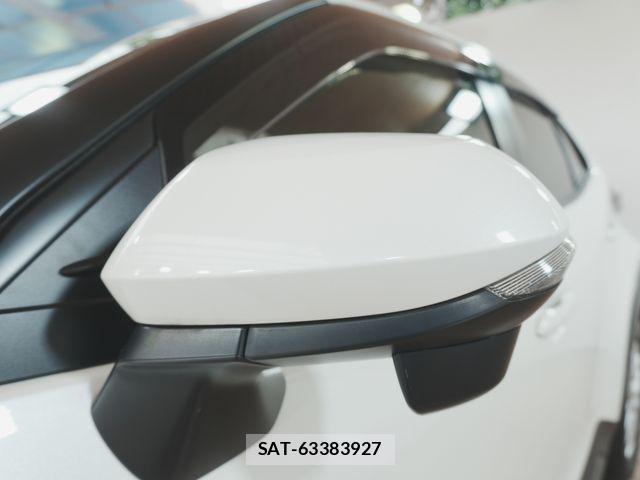 Toyota YARIS CROSS 2021-03 8667219-23