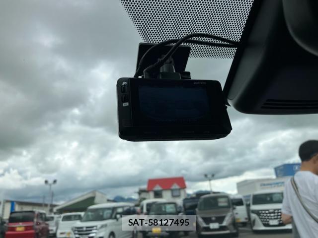 Toyota YARIS CROSS 2022-07 8667217-23