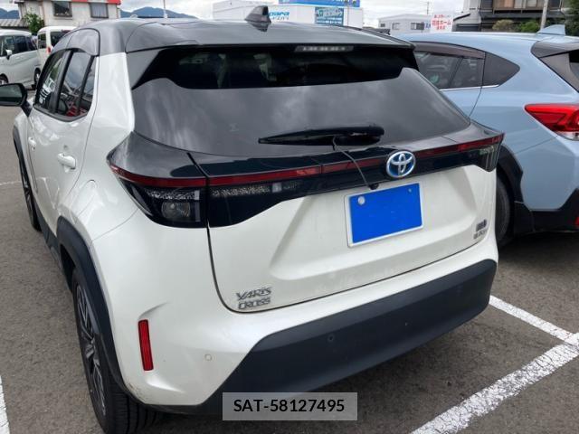 Toyota YARIS CROSS 2022-07 8667217-3