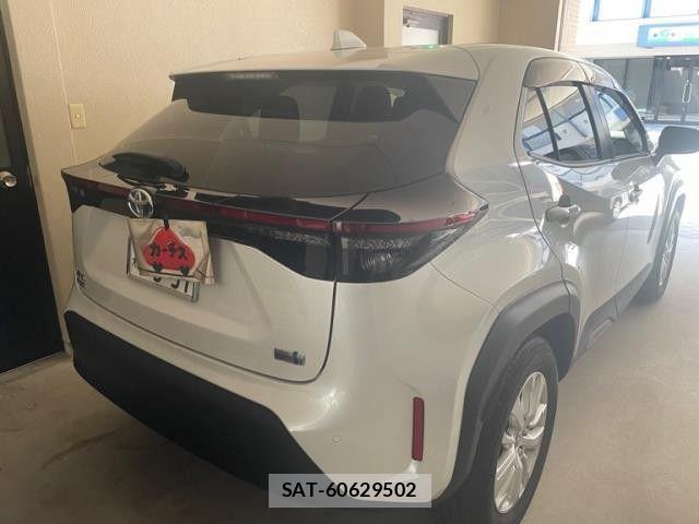 Toyota YARIS CROSS 2023-10 8662661-2