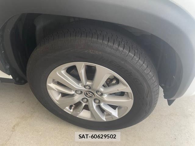 Toyota YARIS CROSS 2023-10 8662661-4