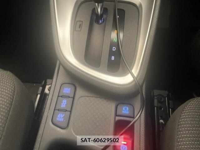 Toyota YARIS CROSS 2023-10 8662661-7