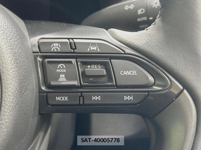 Toyota YARIS CROSS 2024-04 8662654-5