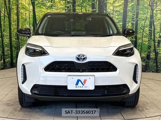 Toyota YARIS CROSS 2022-04 8662663-13