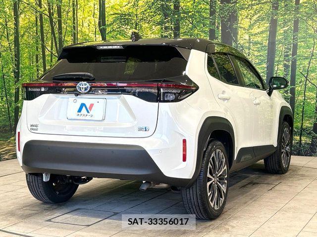 Toyota YARIS CROSS 2022-04 8662663-16