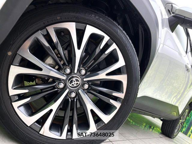 Toyota YARIS CROSS 2023-09 8662655-12