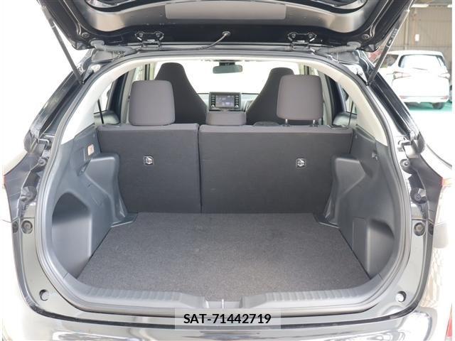 Toyota YARIS CROSS 2023-11 8662653-6