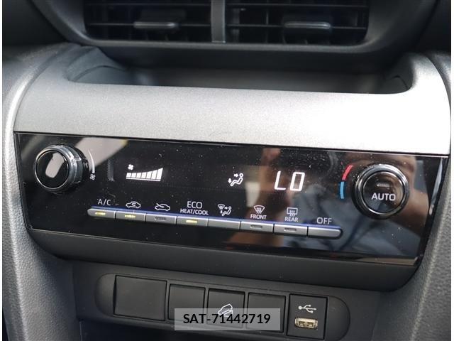 Toyota YARIS CROSS 2023-11 8662653-11