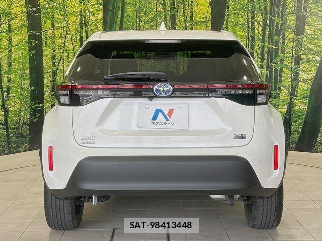 Toyota YARIS CROSS 2021-03 8662662-14
