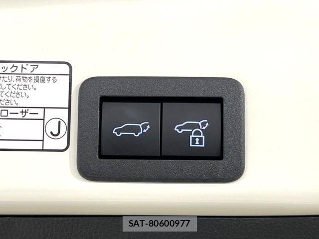 Toyota YARIS CROSS 2021-07 8662664-5