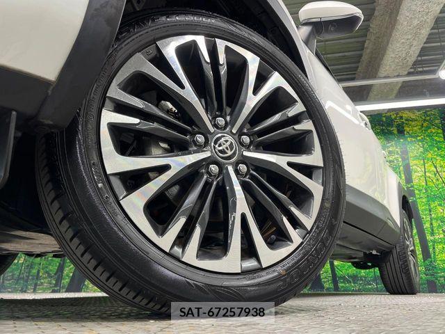 Toyota YARIS CROSS 2022-01 8662656-12