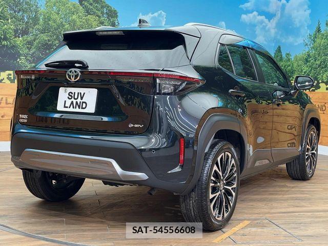 Toyota YARIS CROSS 2024-06 8662652-18