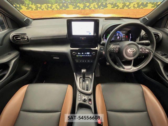Toyota YARIS CROSS 2024-06 8662652-1