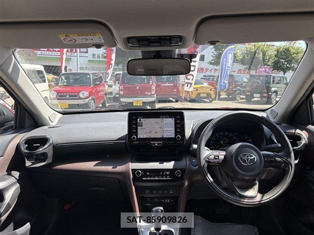 Toyota YARIS CROSS 2021-12 8662666-14