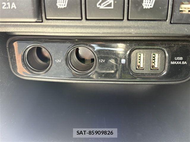 Toyota YARIS CROSS 2021-12 8662666-27