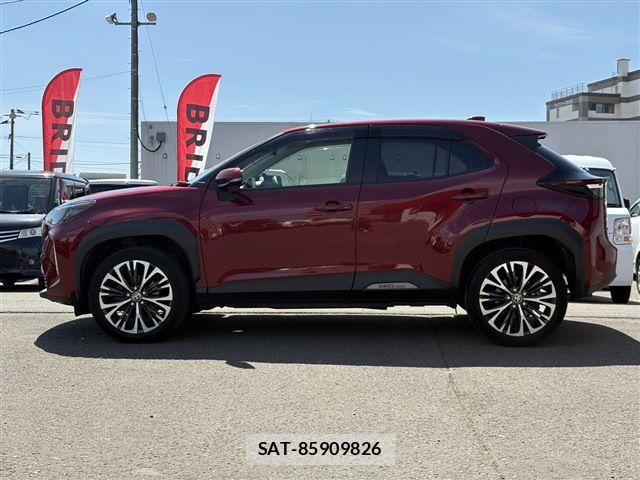 Toyota YARIS CROSS 2021-12 8662666-4
