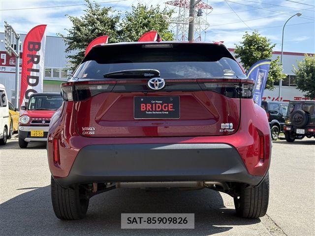 Toyota YARIS CROSS 2021-12 8662666-7