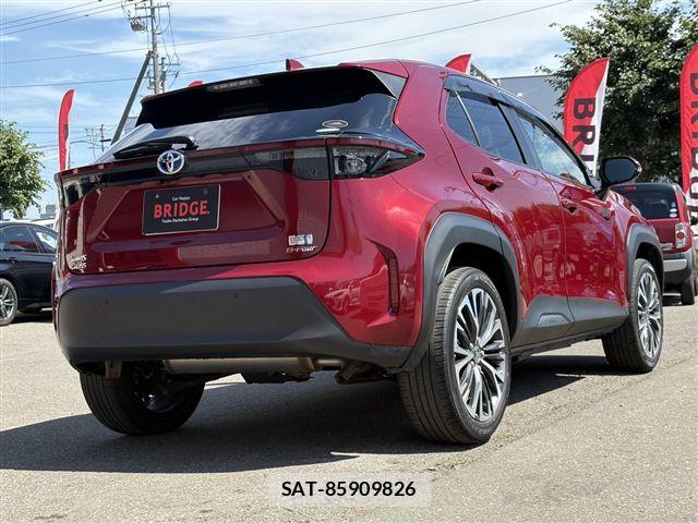 Toyota YARIS CROSS 2021-12 8662666-8