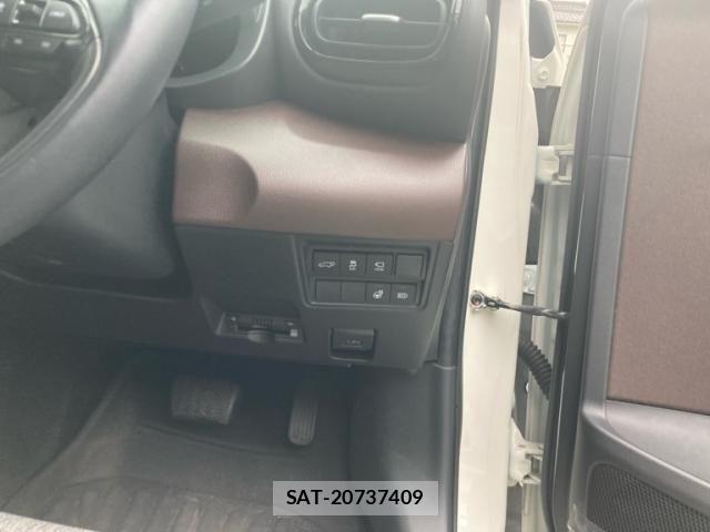 Toyota YARIS CROSS 2021-12 8662665-12