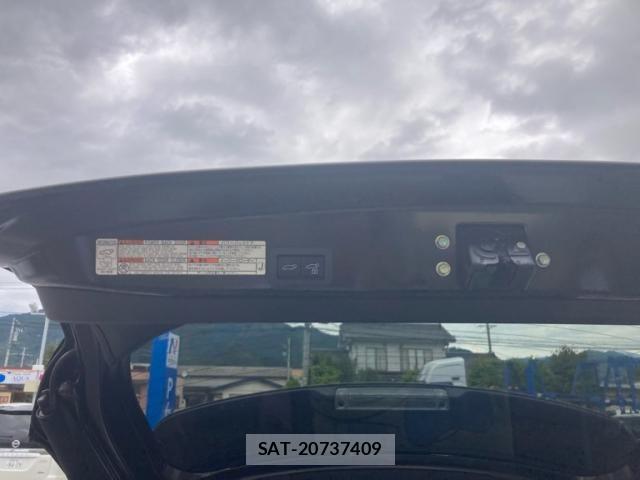 Toyota YARIS CROSS 2021-12 8662665-22