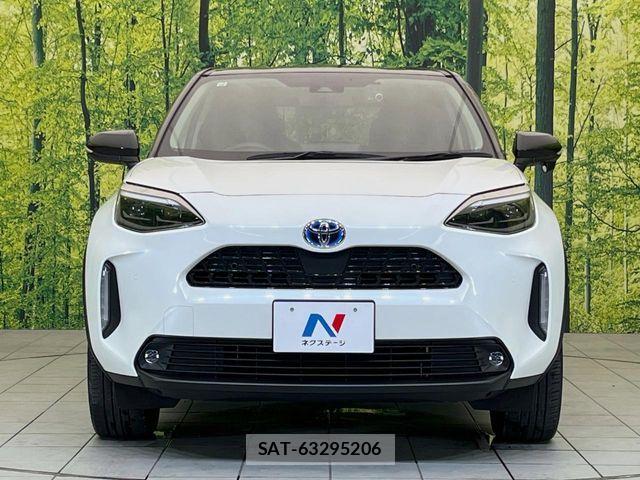 Toyota YARIS CROSS 2021-10 8662658-13