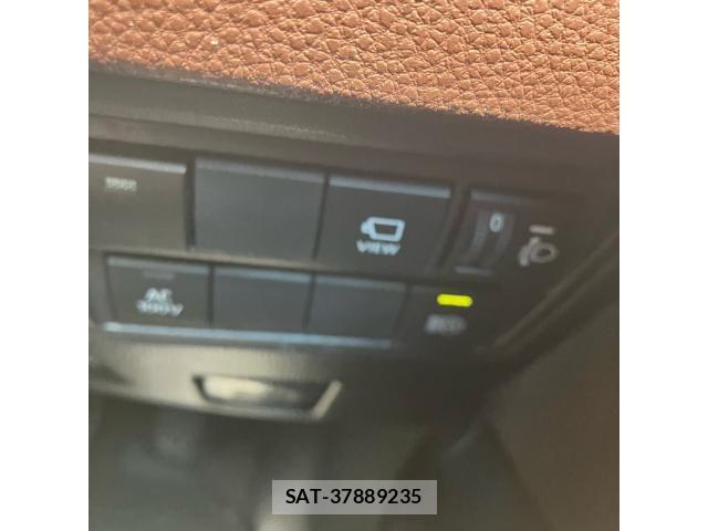 Toyota YARIS CROSS 2020-12 8687024-10