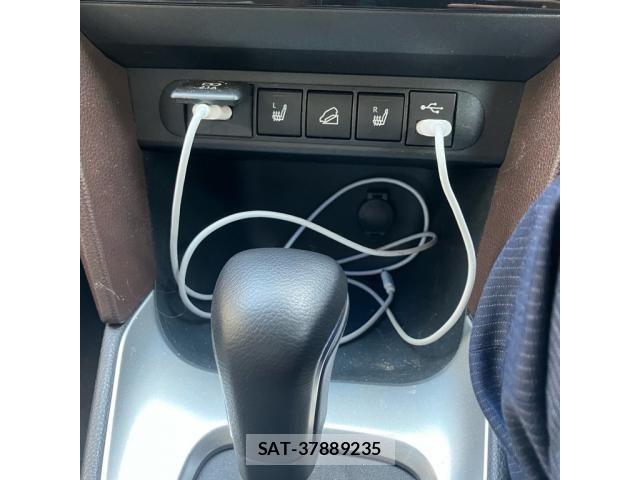 Toyota YARIS CROSS 2020-12 8687024-5