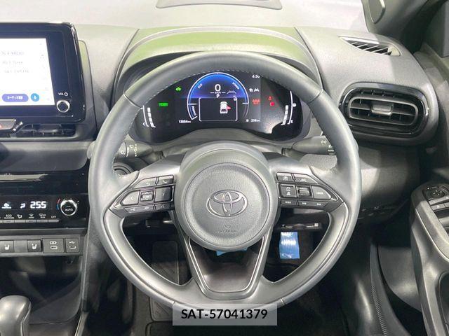 Toyota YARIS CROSS 2024-03 8687010-10