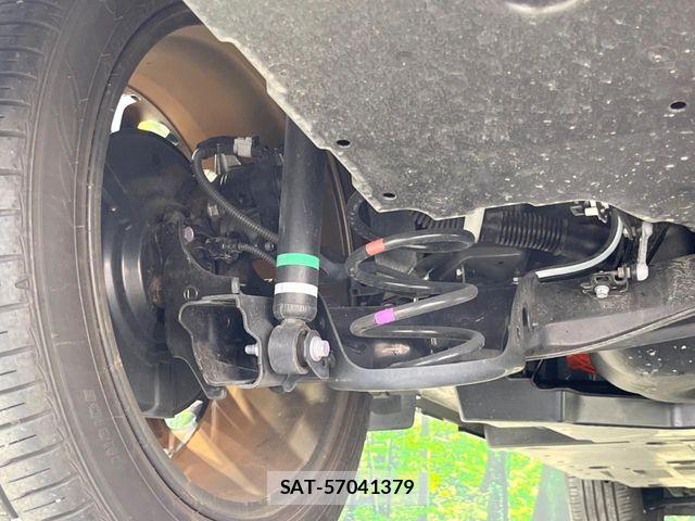Toyota YARIS CROSS 2024-03 8687010-19