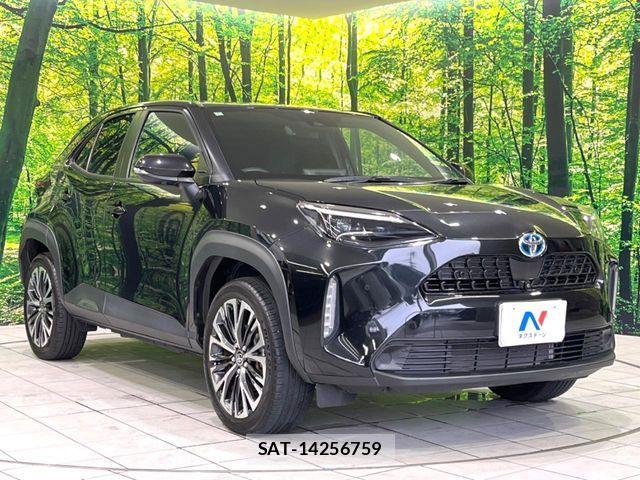 Toyota YARIS CROSS 2024-04 8687012-15