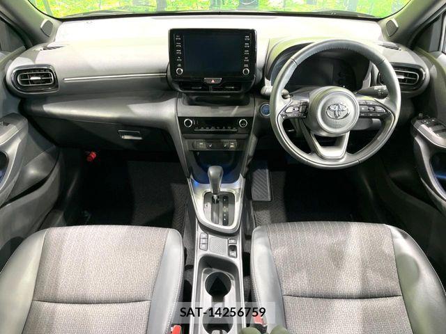 Toyota YARIS CROSS 2024-04 8687012-1