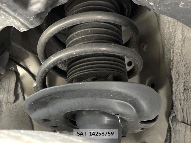 Toyota YARIS CROSS 2024-04 8687012-19
