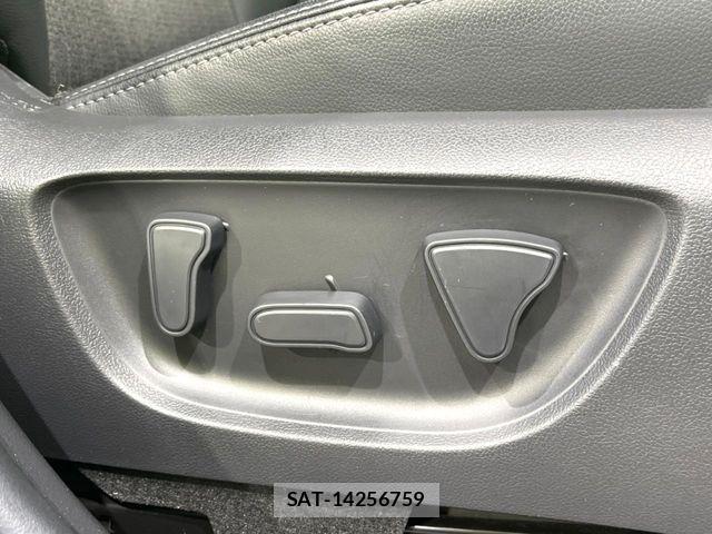 Toyota YARIS CROSS 2024-04 8687012-6