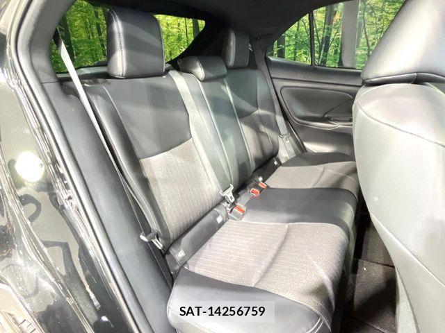 Toyota YARIS CROSS 2024-04 8687012-8