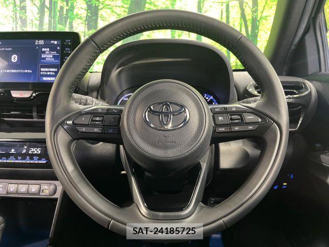 Toyota YARIS CROSS 2023-01 8687015-10