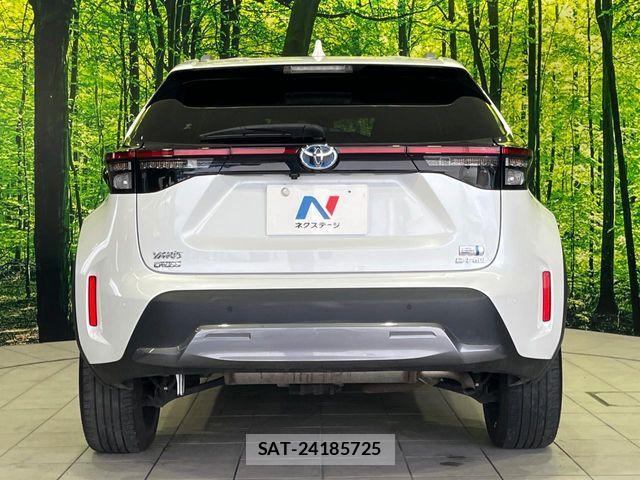 Toyota YARIS CROSS 2023-01 8687015-14